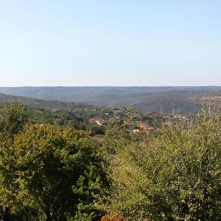 Family Friendly House With A Parking Space Presika, - 12472