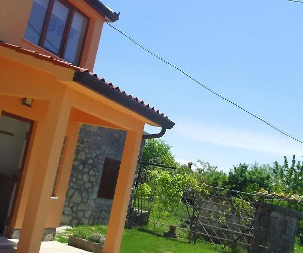 Family Friendly House With A Parking Space Presika, - 12472 Casa vacanze