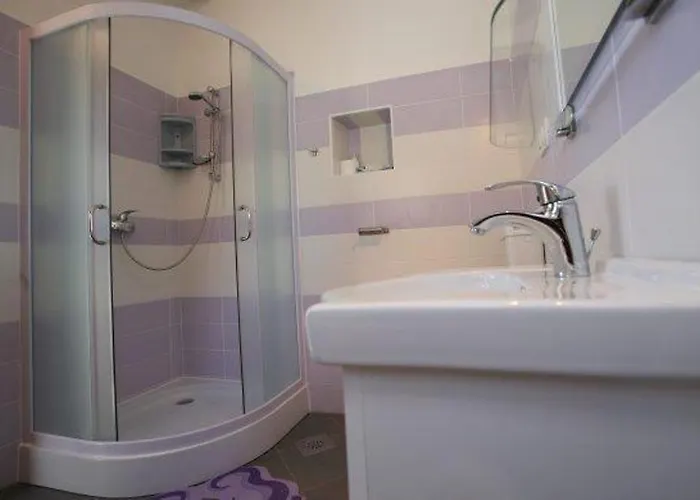 Family Friendly House With A Parking Space Presika, - 12472 * Labin (Istria)